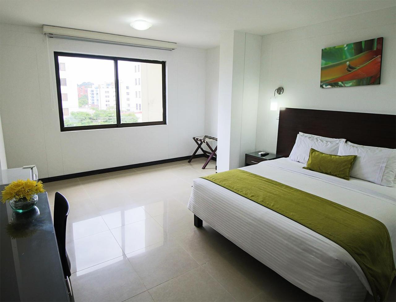 Hotel Pinares Plaza Pereira Eksteriør billede