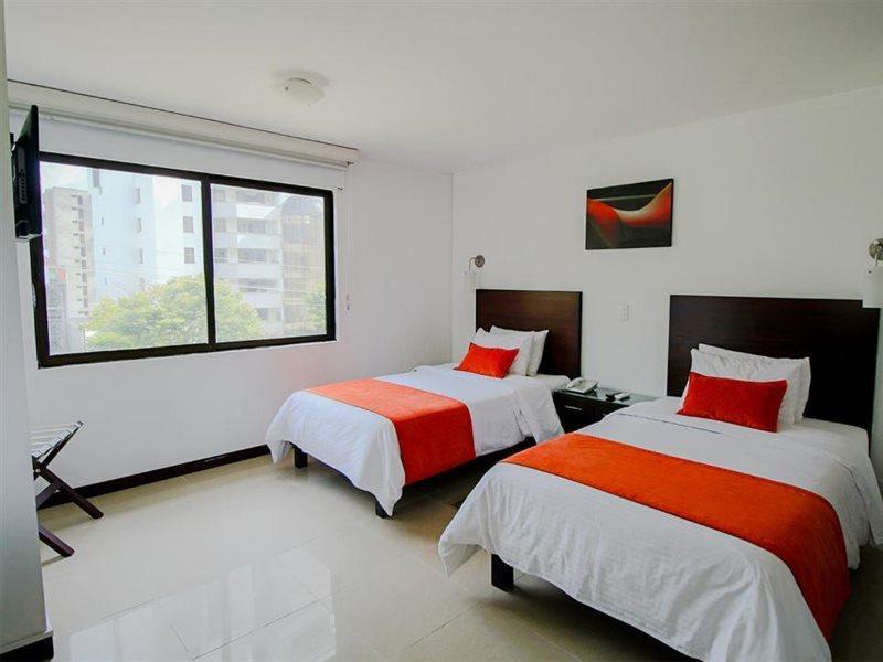 Hotel Pinares Plaza Pereira Eksteriør billede