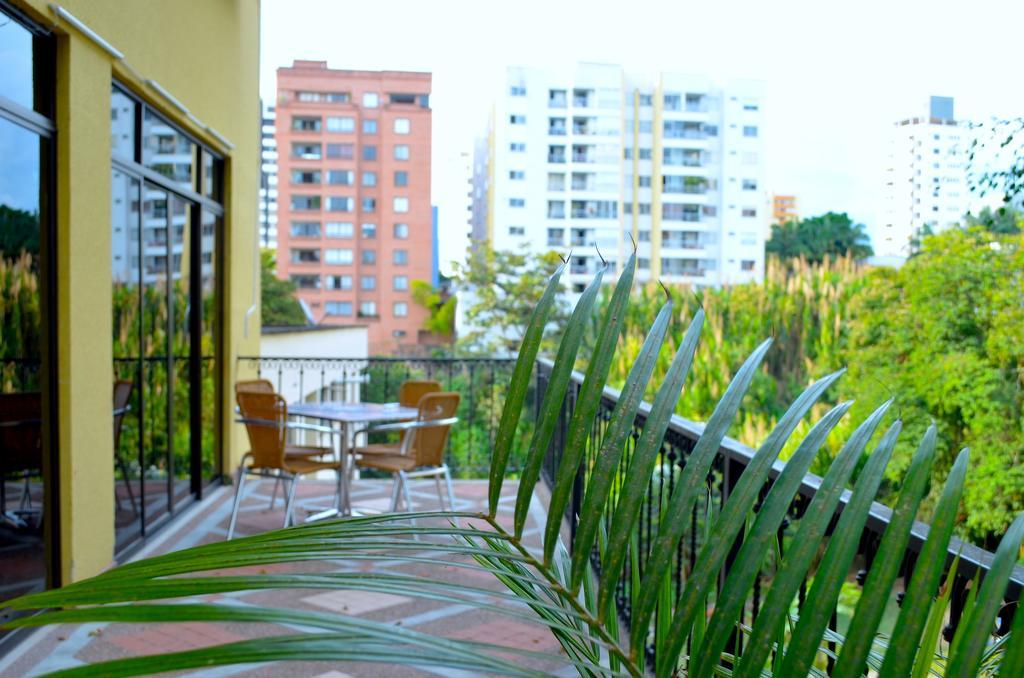 Hotel Pinares Plaza Pereira Eksteriør billede
